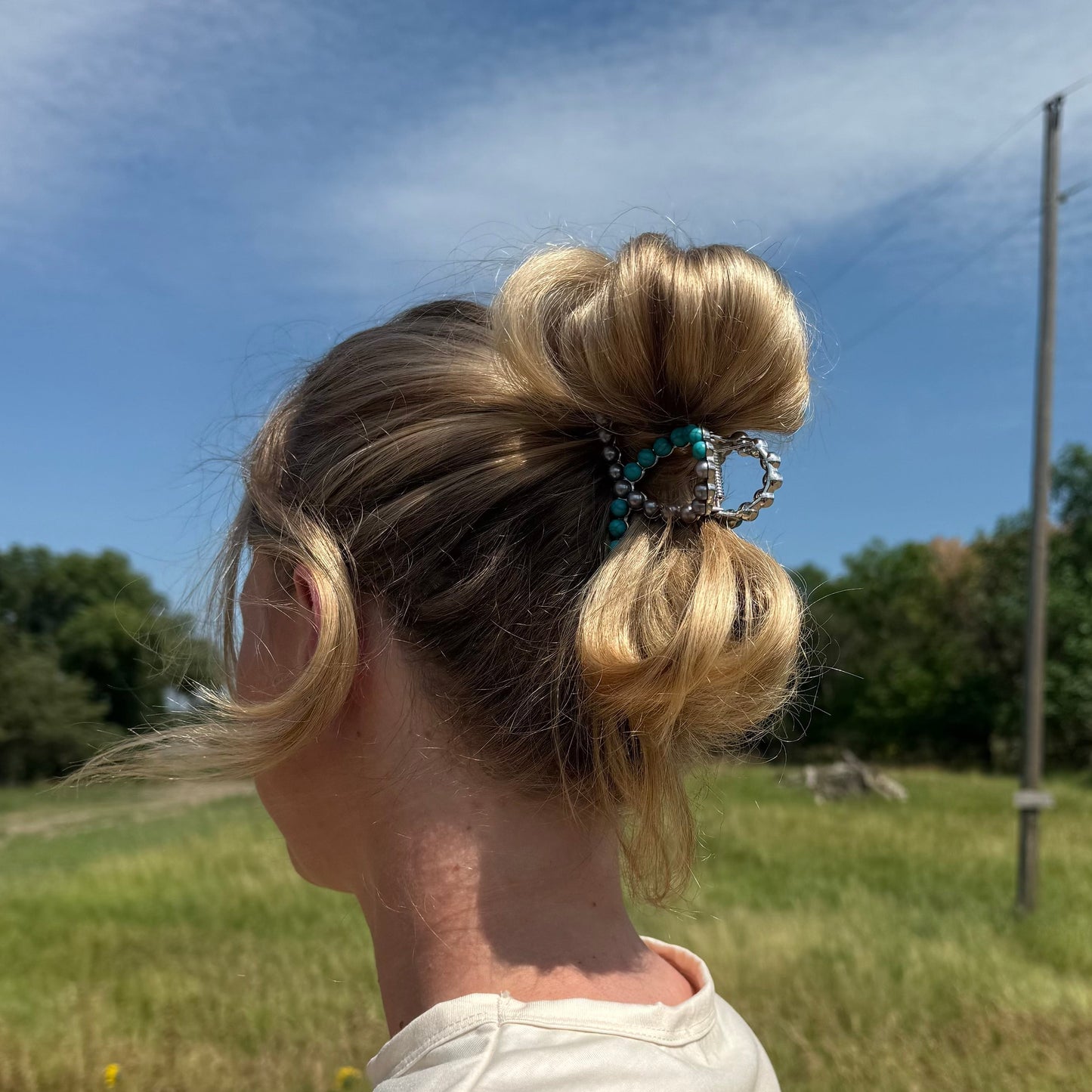 Faux Pearl/Turquoise Metal Claw Clip
